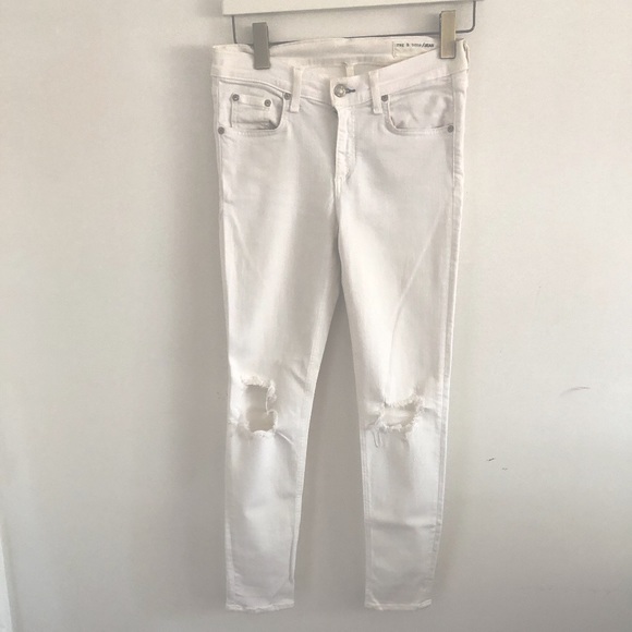 EUC Women’s White Jeans RAG & BONE size 28 - Picture 3 of 9